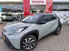 Toyota Aygo X - 1.0 VVT-i S-CVT Pulse | Stoelverwarming | Apple CarPlay, Android