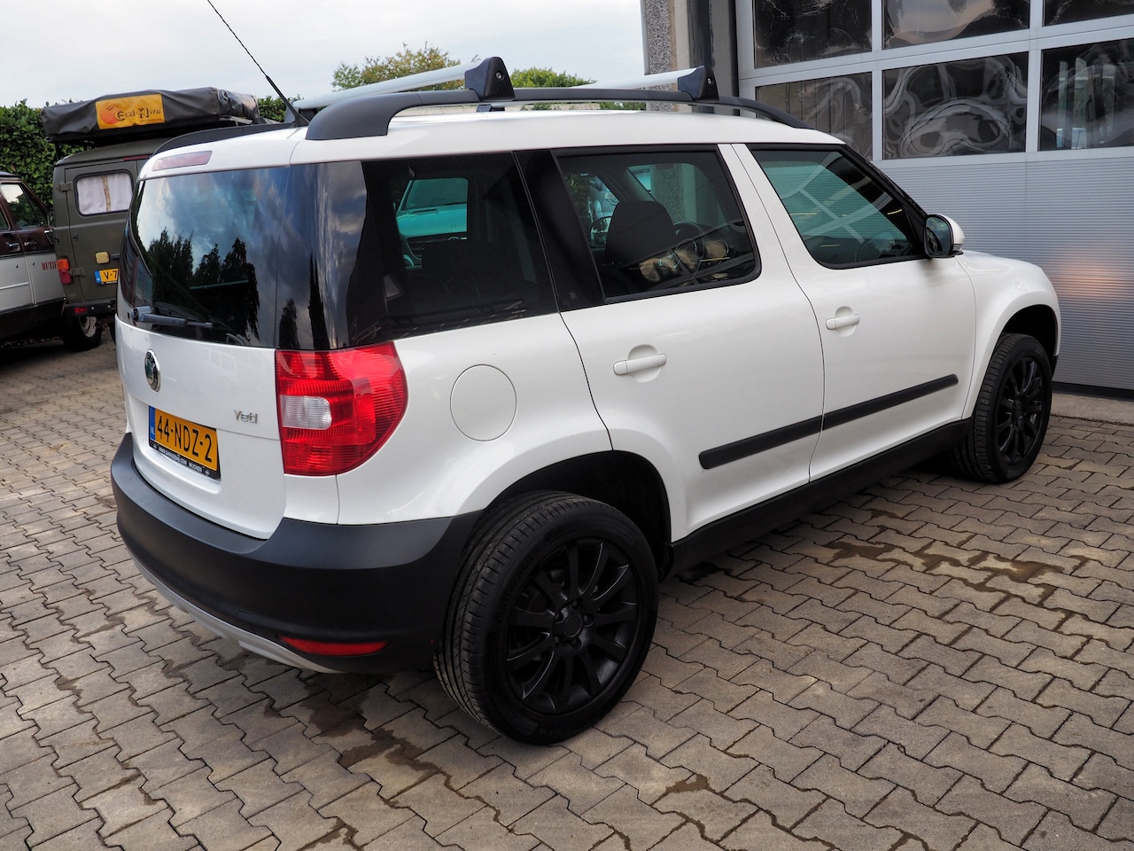 Skoda Yeti - 1.2 TSI Ambition AIRCO CRUISE LM VELGEN
