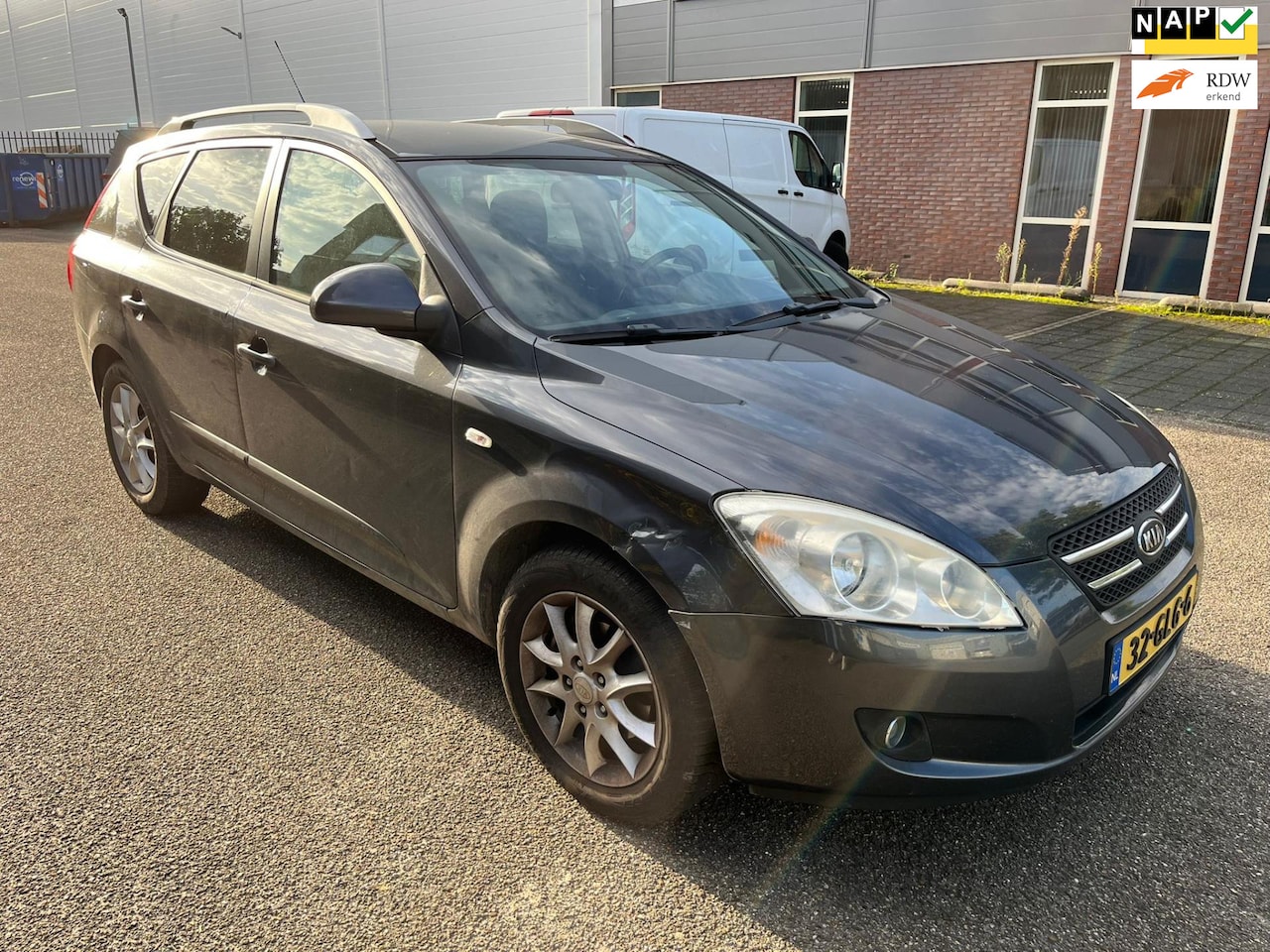Kia Cee'd Sporty Wagon - 1.4 All Stars airco boekjes nap - AutoWereld.nl