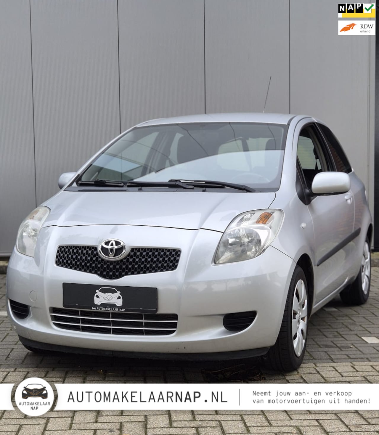 Toyota Yaris - 1.3 VVTi Sol MMT / Airco / Org. NL / 1 jaar APK / - AutoWereld.nl