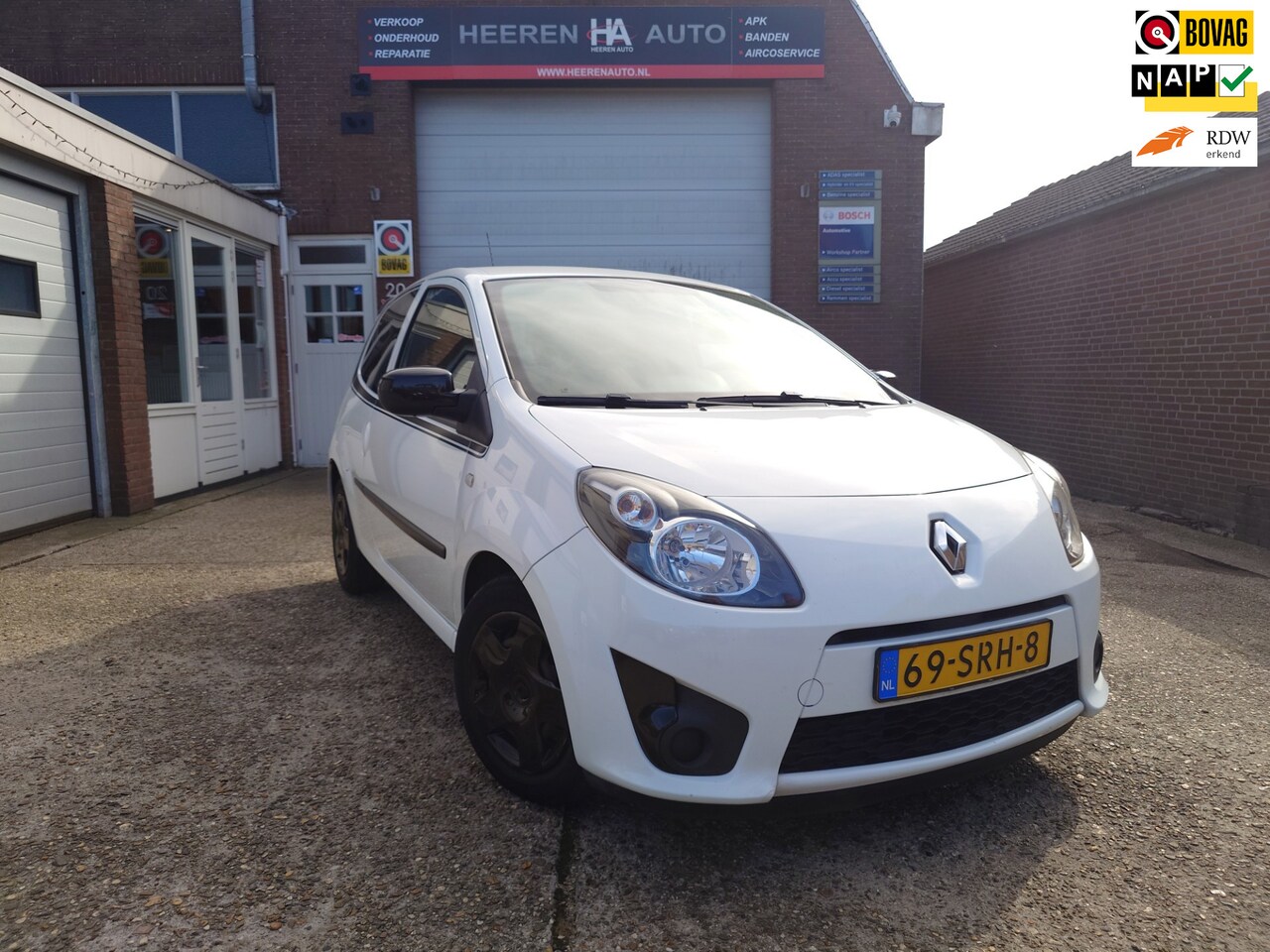 Renault Twingo - 1.2-16V Collection 1.2-16V Collection, Airco, Dealer onderhouden - AutoWereld.nl