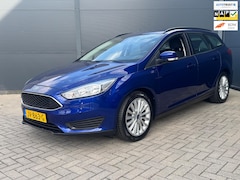 Ford Focus Wagon - 1.0i Navi / Trekhaak / Nap