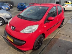 Peugeot 107 - 1.0-12V XS