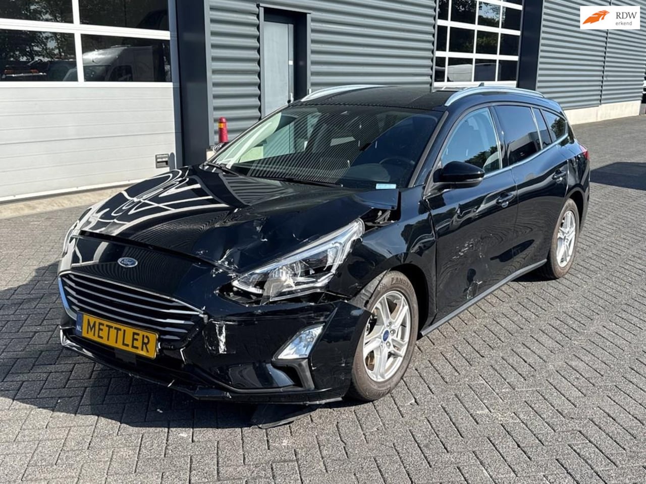 Ford Focus Wagon - 1.0 EcoBoost Trend Edition Business 1.0 EcoBoost Trend Edition Business - AutoWereld.nl