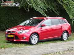 Ford Focus Wagon - 1.0 125pk Titanium met Navi en Trekhaak