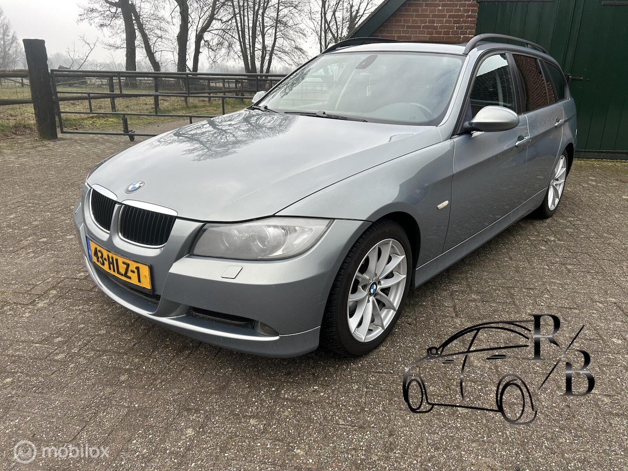 BMW 3-serie Touring - 318i Business Line 318i Business Line - AutoWereld.nl
