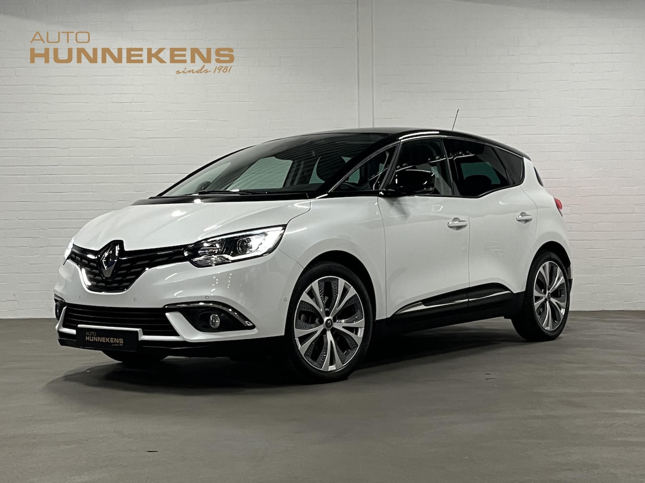 Renault Scénic - 1.3 TCe Intens Trekhaak | Camera | Cruise control | Carplay | Keyless | - AutoWereld.nl