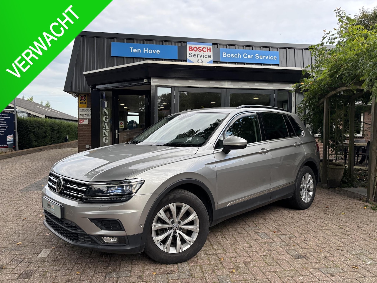 Volkswagen Tiguan - 1.4 TSI ACT DSG Comfortline Trekhaak Camera - AutoWereld.nl