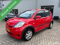 Daihatsu Sirion 2 - 1.0-12V GT BLACK & RED EDITION