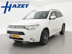 Mitsubishi Outlander - 2.0 PHEV EXECUTIVE PLUG-IN HYBRID + TREKHAAK 1500 KG | CAMERA | NAVIGATIE