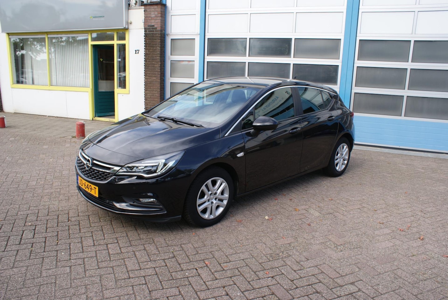 Opel Astra - 1.0 Business+ 1.0 Business+ - AutoWereld.nl