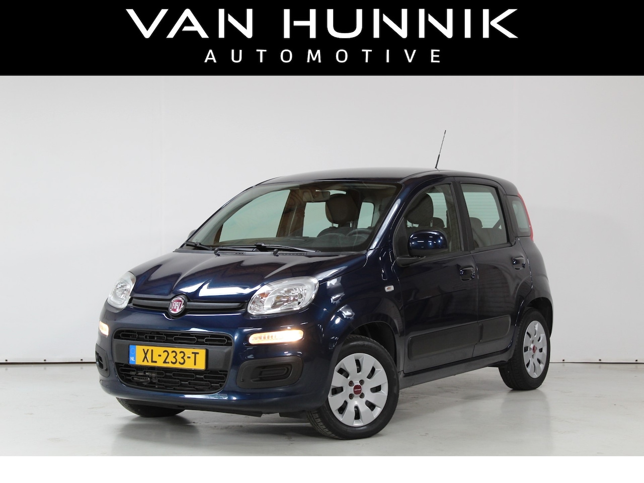 Fiat Panda - 0.9 TwinAir Popstar Automaat | Airco | Trekhaak - AutoWereld.nl
