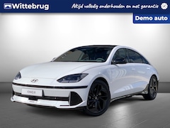 Hyundai IONIQ 6 - First Edition AWD 77 kWh met Panoramisch schuifdak, 20 inch Lichtmetalen velgen en 4 Wheel