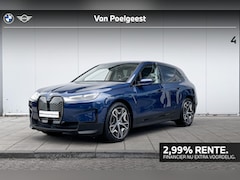 BMW iX - xDrive40 22 Inch / Comfort Acces / Electrische Zwenkhaak / Getinte Ramen Achter / Warmte C