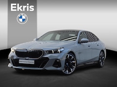BMW i5 - Sedan eDrive40 | High Executive | M Sportpakket | Innovation Pack | Panodak | Trekhaak | B