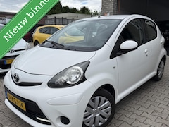 Toyota Aygo - 1.0 VVT-i Aspiration / BJ 2013 / Airco / N.A.P