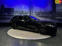 BMW 3-serie Touring - 330e xDrive *Pano*360camera*Sportstoelen*Laser*Eibach