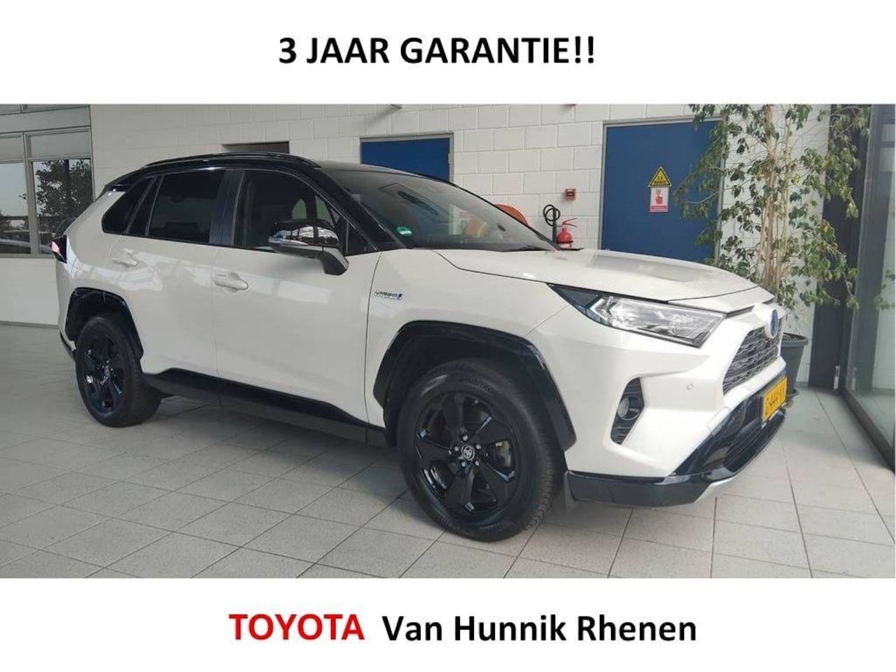 Toyota RAV4 - 2.5 Bi-Tone AWD | 1.650 kg aanhanger | JBL | Dodehoek | 360 cam - AutoWereld.nl