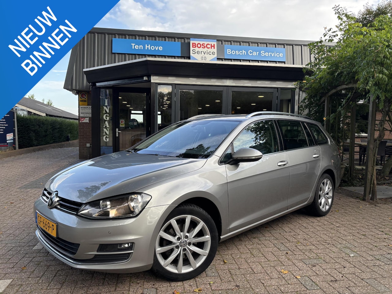 Volkswagen Golf Variant - 1.6 TDI Business Edition Trekhaak Stoelver. Camera - AutoWereld.nl
