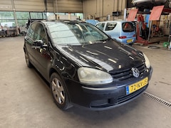 Volkswagen Golf - 1.6 FSI Comfortline