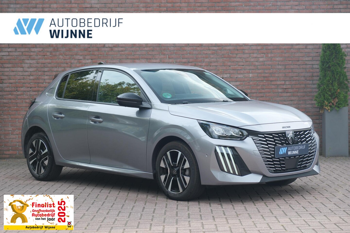 Peugeot 208 - 1.2 PureTech 100pk Allure | Navi | App Connect | Climate | Adaptive Cruise | Camera | Blin - AutoWereld.nl