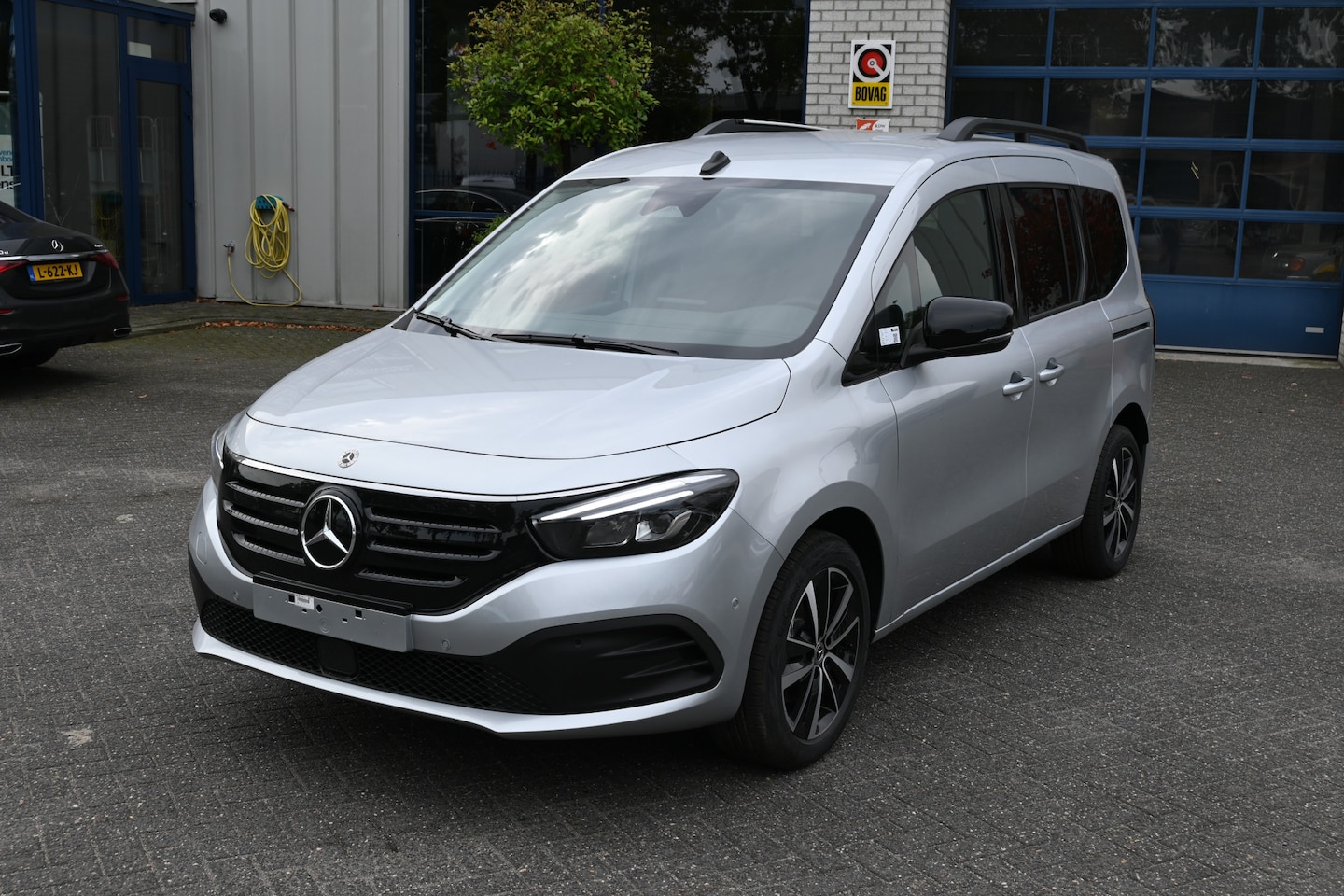 Mercedes-Benz EQT Tourer - 200 L1 Advanced Plus 45 kWh Led, Lederlook, Etc. - AutoWereld.nl