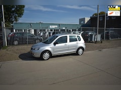 Mazda 2 - 2 1.4 Exclusive