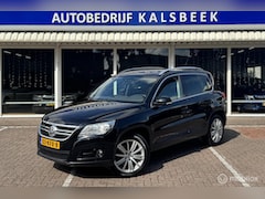 Volkswagen Tiguan - 1.4 TSI Sport&Style|Leer|Trekhaak|Navigatie|