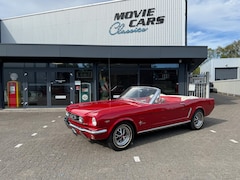 Ford Mustang Convertible - USA