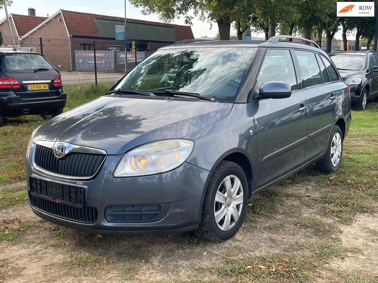 Skoda Fabia Combi - Diesel | Airco | Rijdt goed - AutoWereld.nl