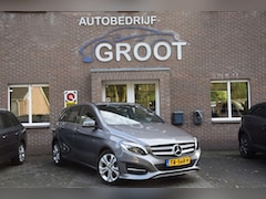 Mercedes-Benz B-klasse - 180 AMBITION 32.000KM AUTOMAAT/TREKHAAK/CRUISE