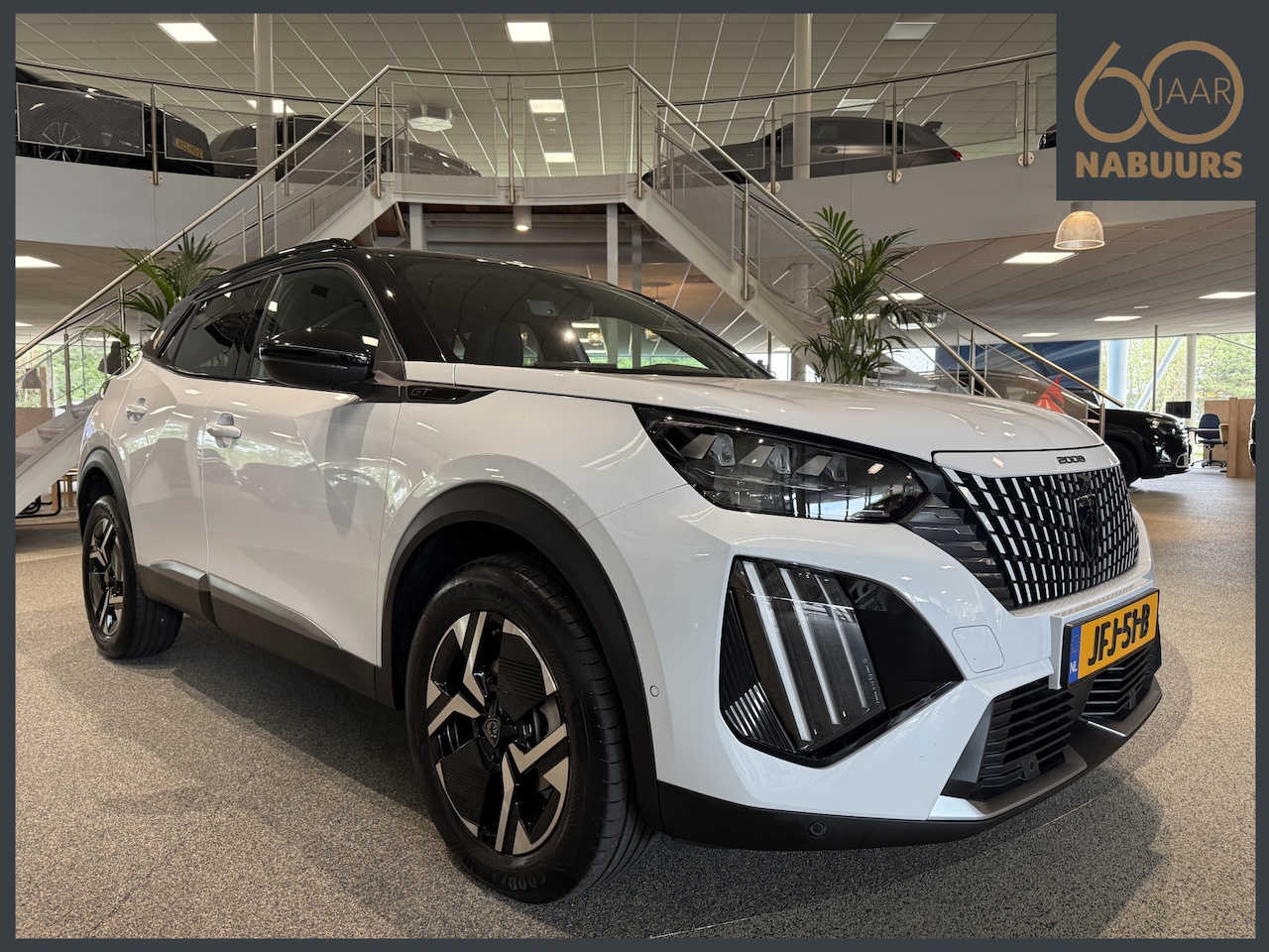 Peugeot 2008 - 1.2 130pk GT EAT8, Alcantara, Massage, Adaptive, 360cam - AutoWereld.nl