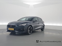 CUPRA Leon - 1.4 e-Hybrid 204pk | Adapt. Cruise | Camera | Apple CarPlay | Navi | Stoel- Stuurverw