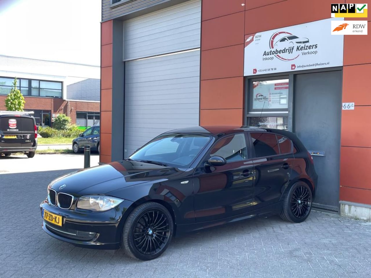 BMW 1-serie - 116i Business Line APK NAVI NAP AIRCO SCHERM - AutoWereld.nl