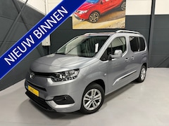 Toyota ProAce City Verso - 4+1 Rolstoelauto 1e Eigenaar Rolstoelvervoer L1