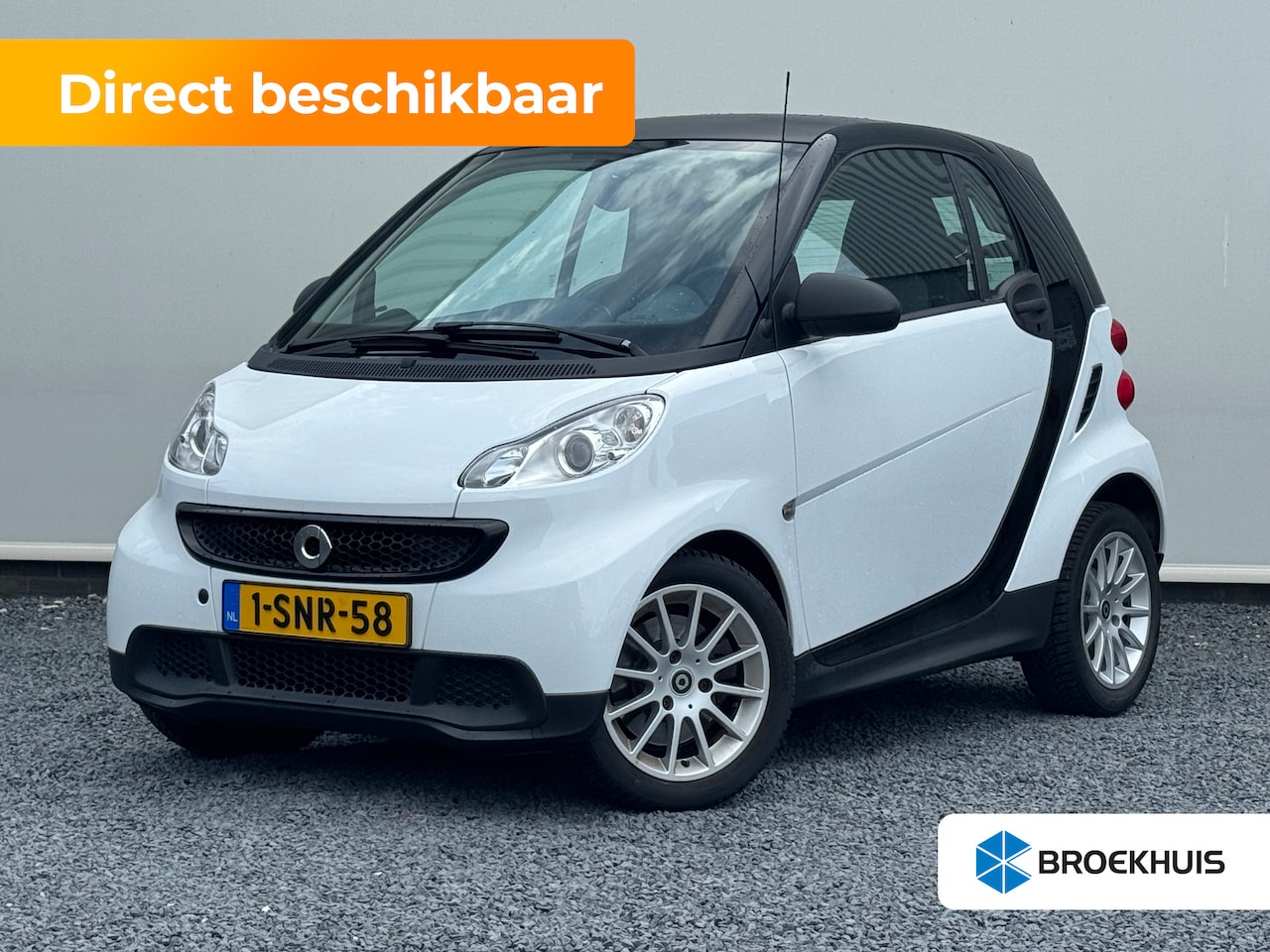 Smart Fortwo coupé - 1.0 mhd Edition Pure 61PK | Airco | Audio installatie  | Boordcomputer | Lichtmetalen velg - AutoWereld.nl