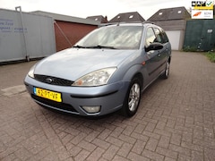 Ford Focus Wagon - 1.6-16V Futura (KM 180262 NAP LEER CLIMA)