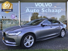 Volvo S90 - 2.0 T4 Momentum Pro Automaat | Rijklaar incl 12 mnd Bovag | Schuifdak Keyless entry Sports