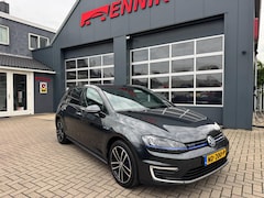 Volkswagen Golf - 1.4 TSI GTE Connected Series