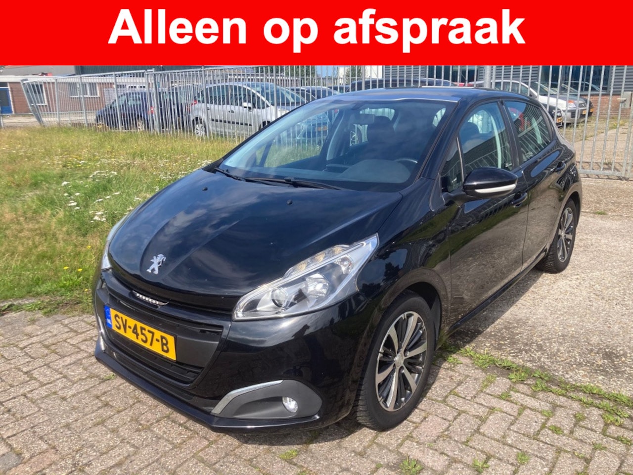 Peugeot 208 - 1.2 PureTech Allure 1.2 PureTech Allure - AutoWereld.nl