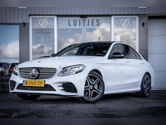 Mercedes-Benz C-klasse - 180 AMG Night-pakket I Pano-dak I NL-auto I Dealer-ond. I Carplay I Leder I Trekhaak