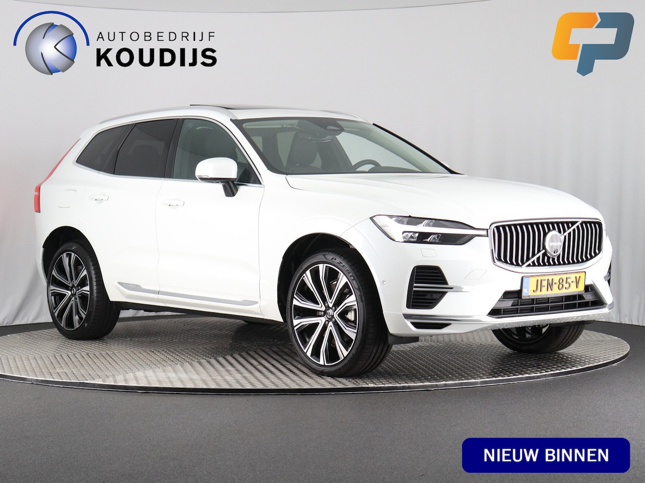 Volvo XC60 - 2.0 T8 Plug-in hybrid AWD Ultra Black Edition 2.0 T8 Plug-in hybrid AWD Ultra Black Edition (Luchtvering / Pano / Stoelkoeling-verw. / H - AutoWereld.nl