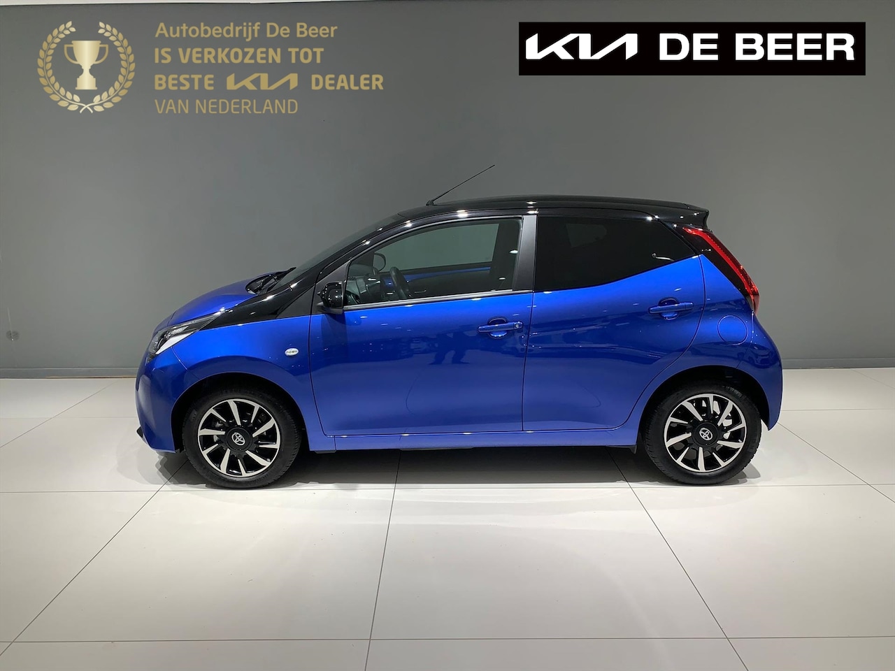 Toyota Aygo - 1.0 VVT-i 72pk 5D x-cite ultimate - AutoWereld.nl