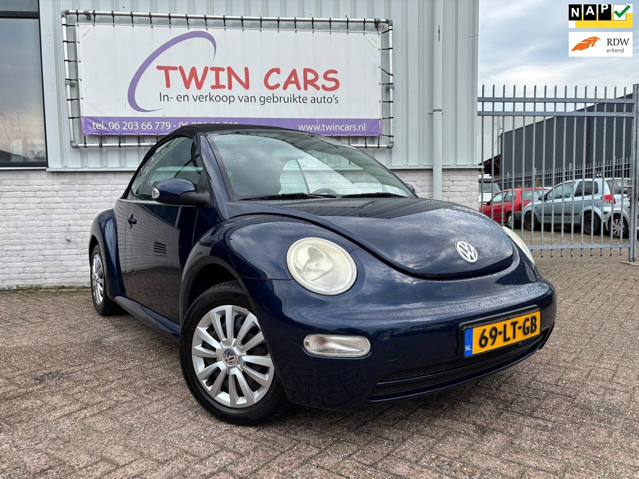 Volkswagen New Beetle Cabriolet - 1.6 Airco - AutoWereld.nl