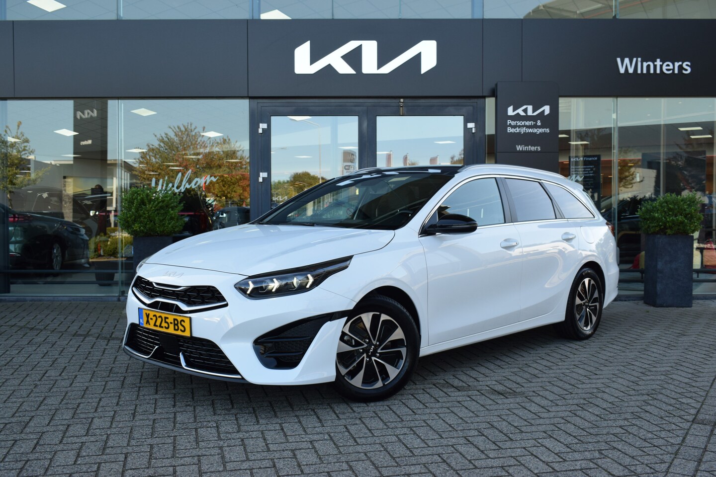 Kia Cee'd Sportswagon - Ceed 1.0 T-GDi GT-Line ECC Cr.Control Pano-dak Navi+Camera+DAB+BT Trekhaak 17"LMV Tot 10Jr - AutoWereld.nl
