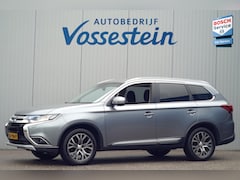 Mitsubishi Outlander - 2.0 Executive Edition / 7 Pers. / 84dkm NAP / 2e Eigenaar / Trekhaak / Navigatie
