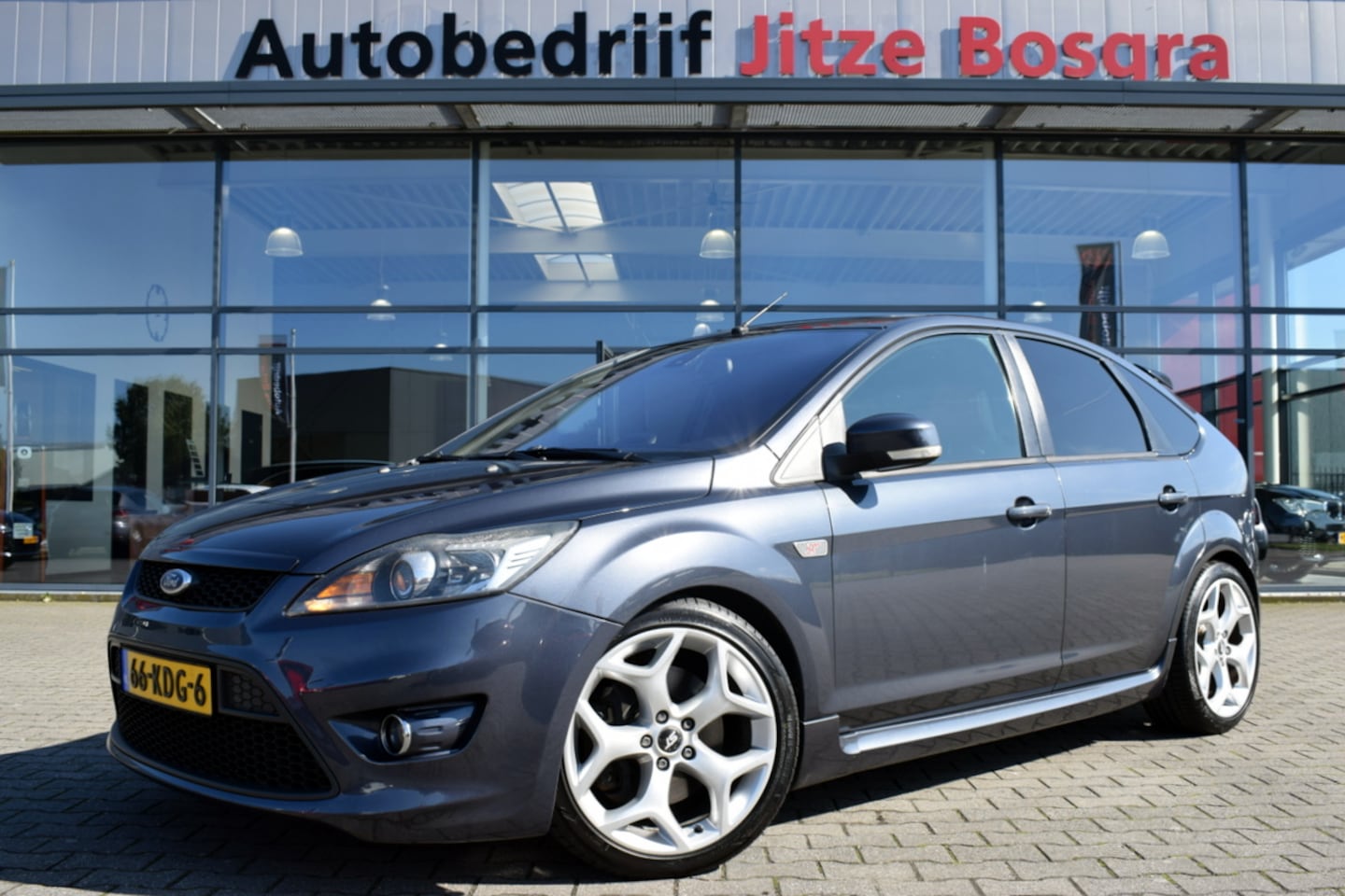 Ford Focus - 2.5 226pk ST Recaro Sportstoelen | Full Map Navi | Airco | 18 Inch LMV | Schuifdak - AutoWereld.nl