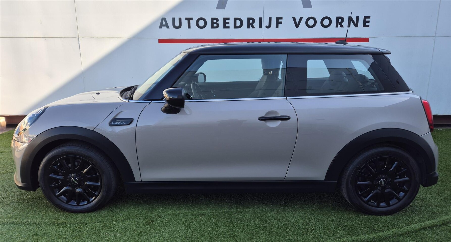 MINI Cooper - Mini 3-Deurs (f56) 1.5 Camden Edition automaat - AutoWereld.nl