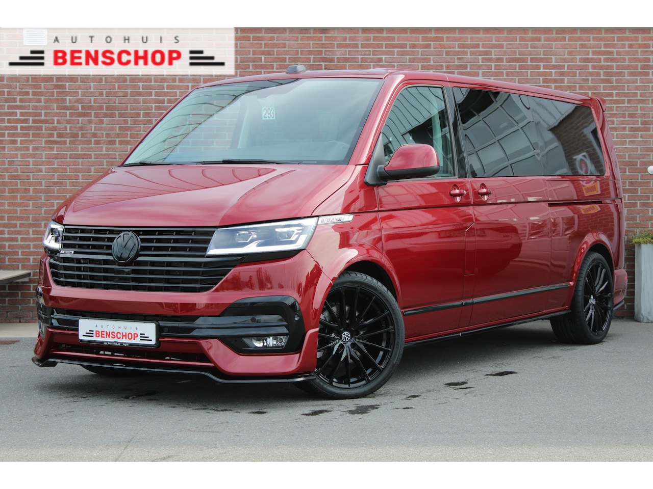 Volkswagen Transporter - 2.0 TDI L2H1 204PK 4Motion DC BULLI |LV-BODYKIT|STANDKACHEL|ELEK-DEUREN+ACHTERKLEP| - AutoWereld.nl