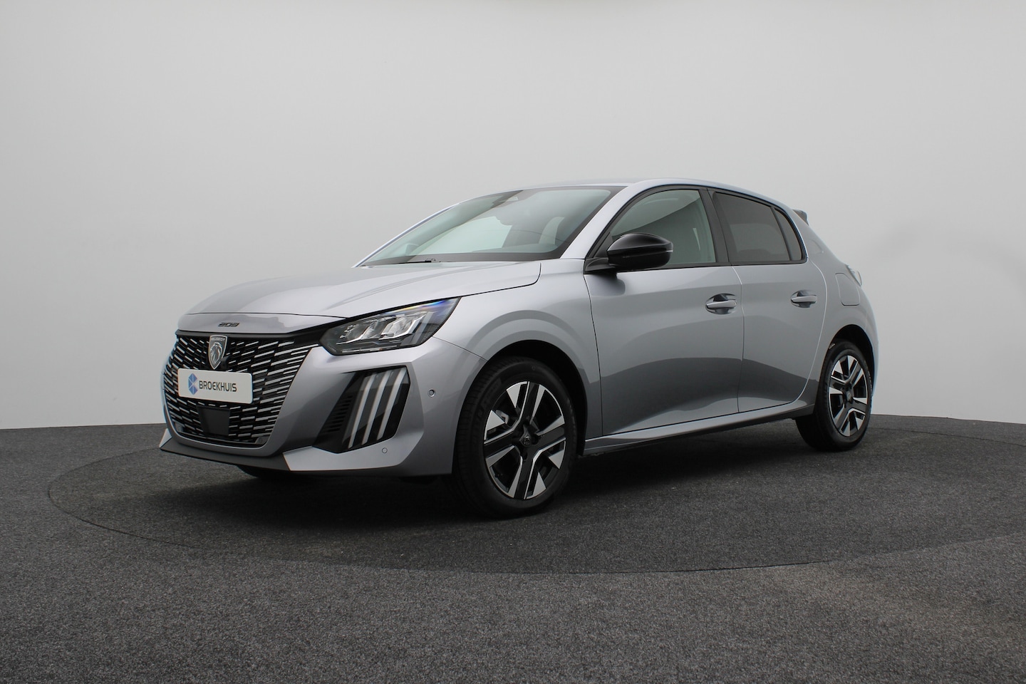 Peugeot 208 - € 2500 Voorraad Voordeel | Allure 1.2 Hybrid | 16" Lichtmetalen velgen 'ELBORN' | Climate - AutoWereld.nl